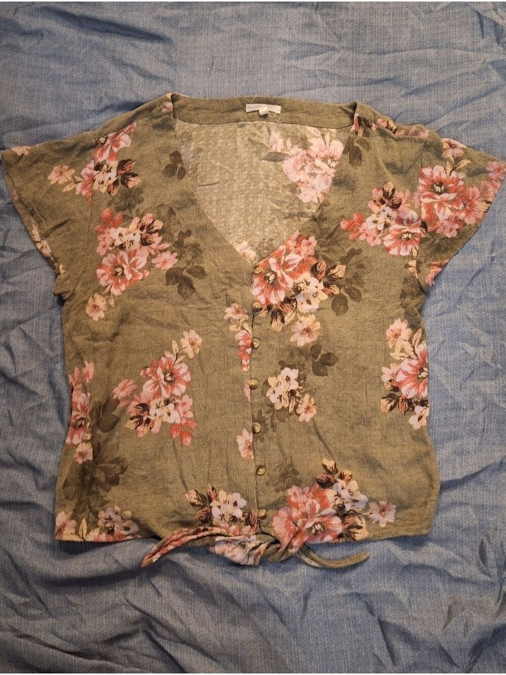 Maurices Olive Floral Tie Front Blouse Top Medium